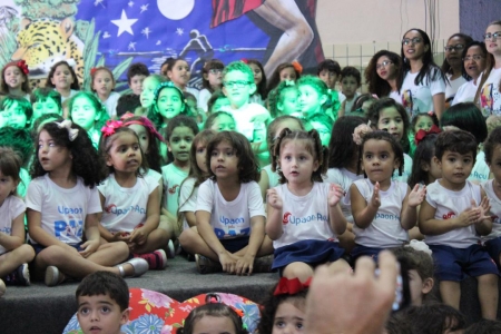 Mostra artística João do Vale emociona pais e professores