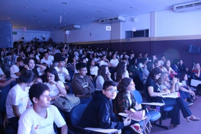 Escola da Inteligência no Ensino Médio Upaon